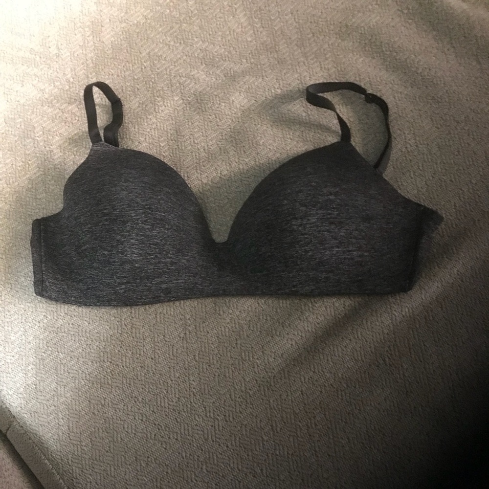 Victoria's Secret Black 36D Gently Used